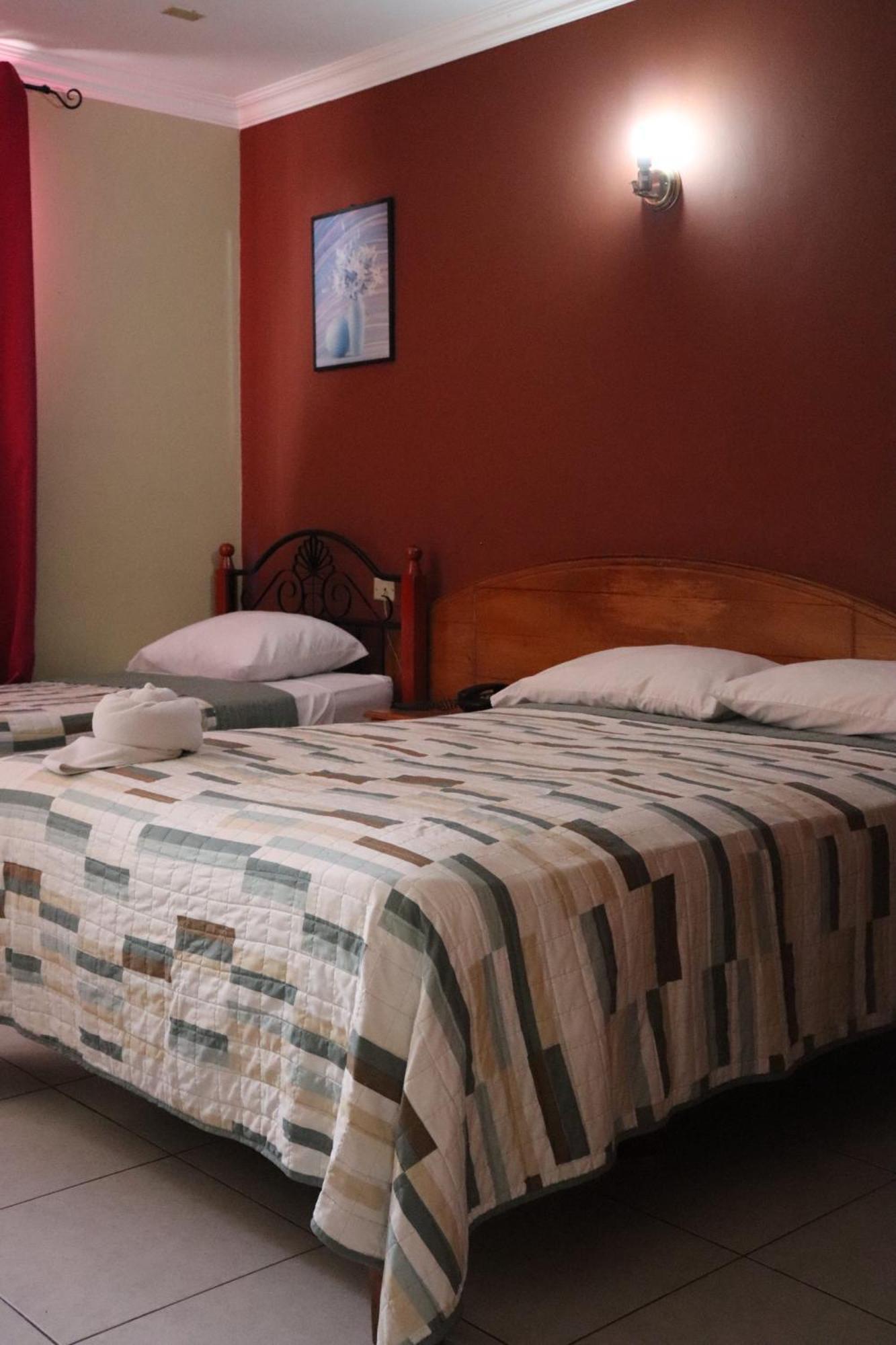 Hotel Toledo David Esterno foto